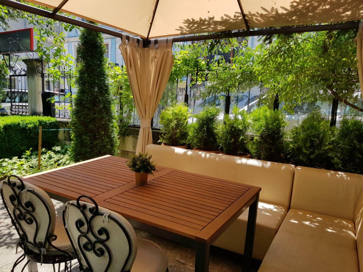 Hotel Minaliat Vek Shumen Luaran gambar